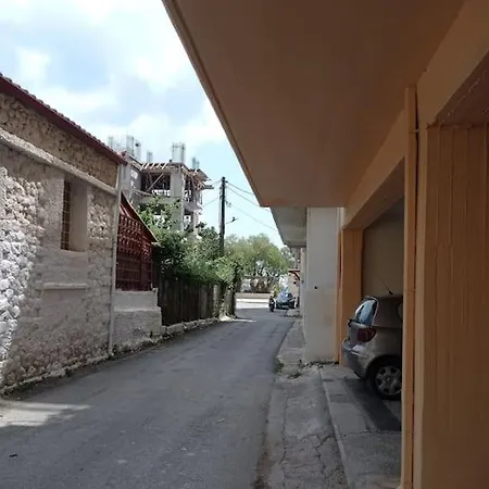 Fi Beach House Διαμέρισμα