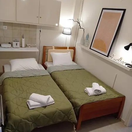 Fi Beach House * Καλαμάτα
